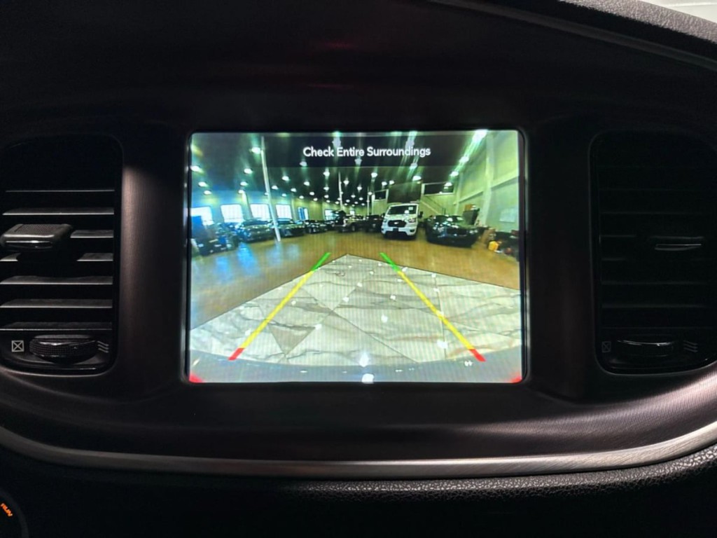 2021 Dodge Charger Image 19