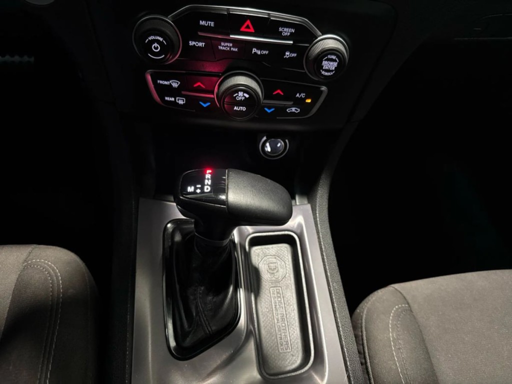 2021 Dodge Charger Image 20