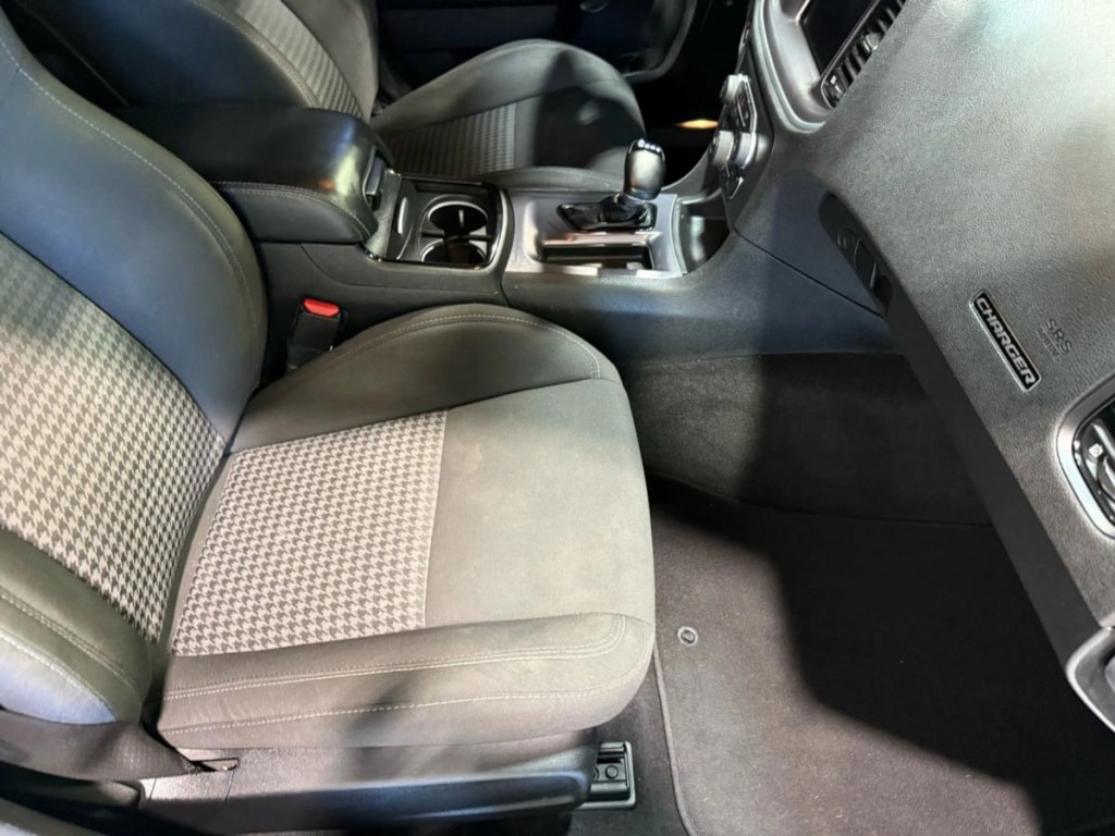 2021 Dodge Charger Image 26