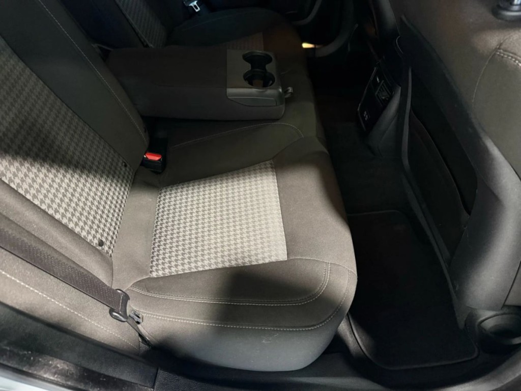 2021 Dodge Charger Image 28