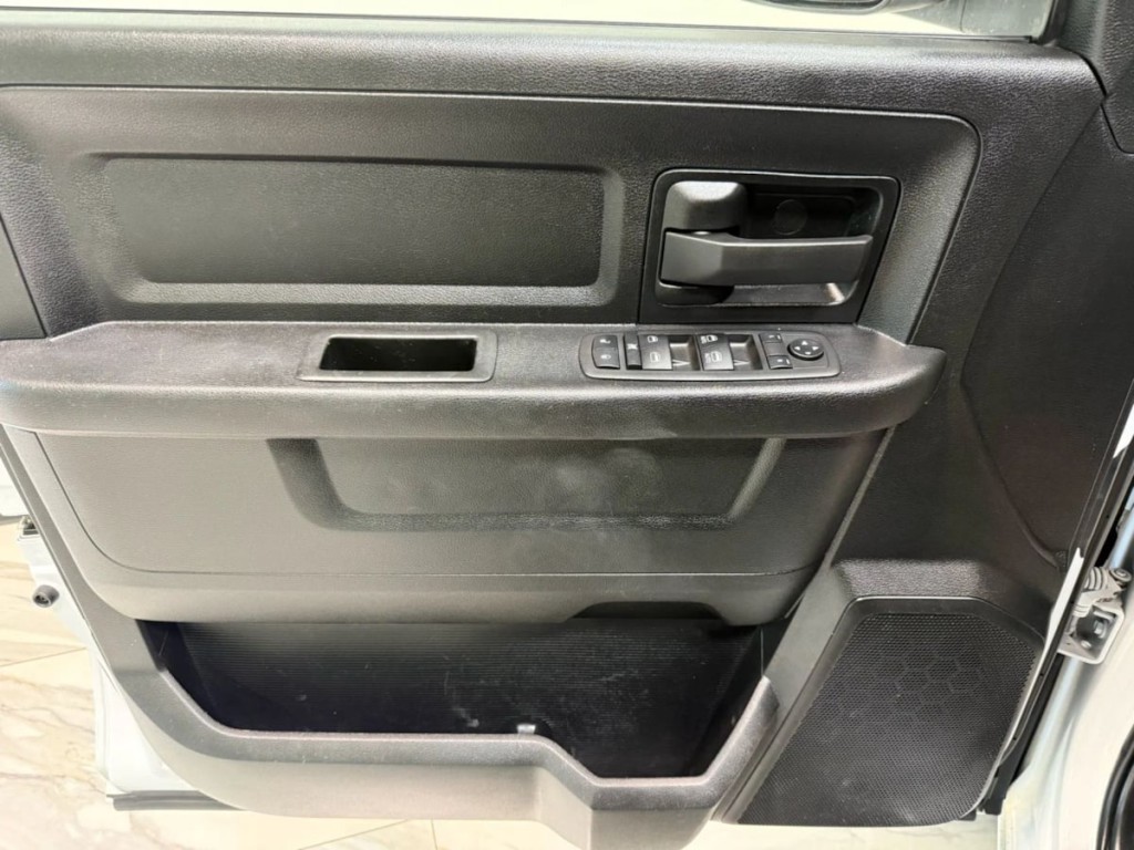 2022 RAM 1500 Image 10