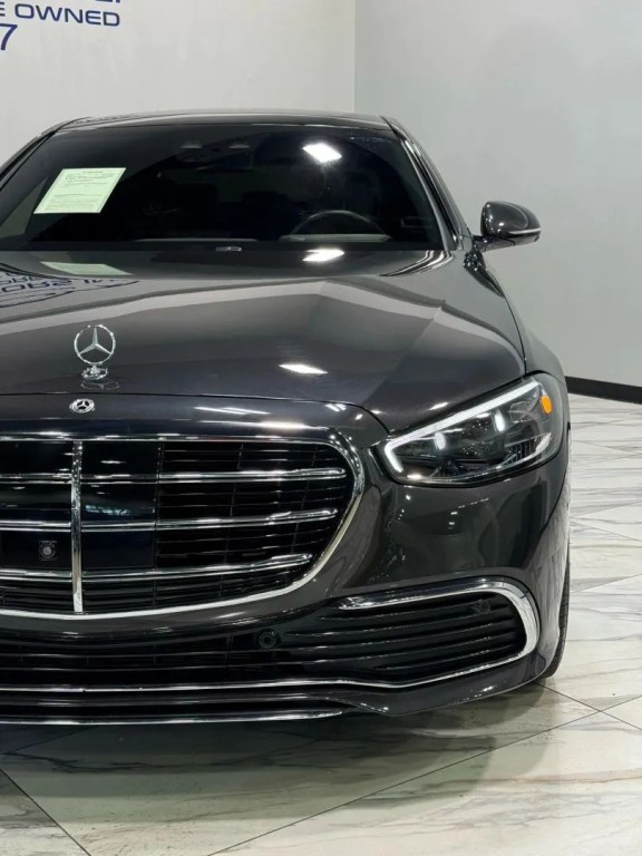 2023 Mercedes-Benz S-Class Image 4