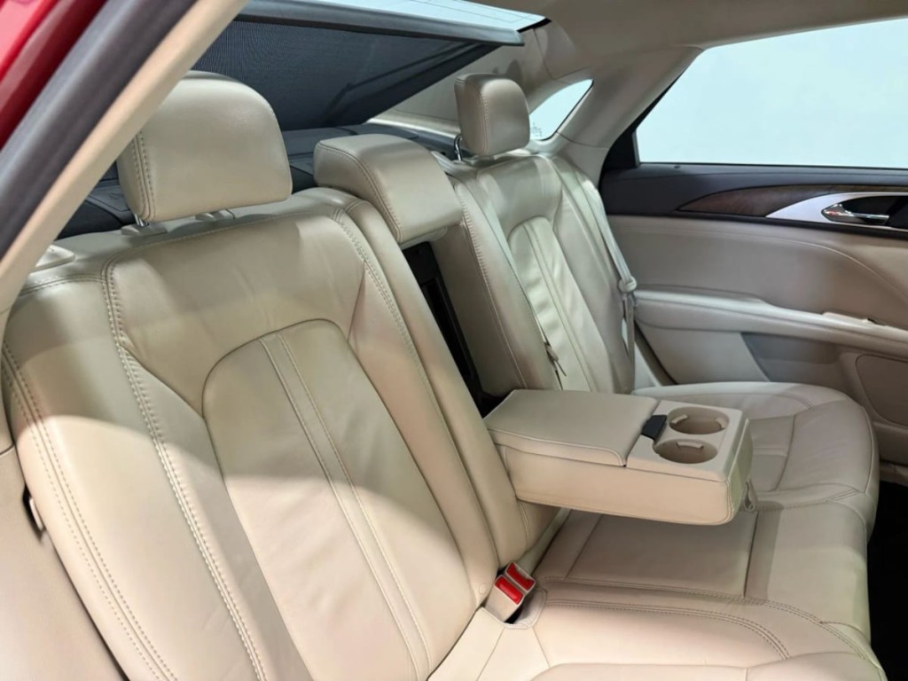 2018 Lincoln MKZ Image 28