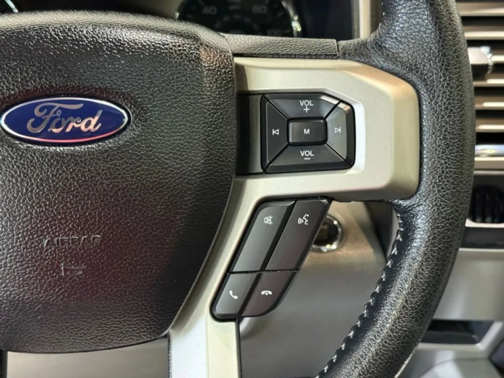 2015 Ford F-150 Image 17