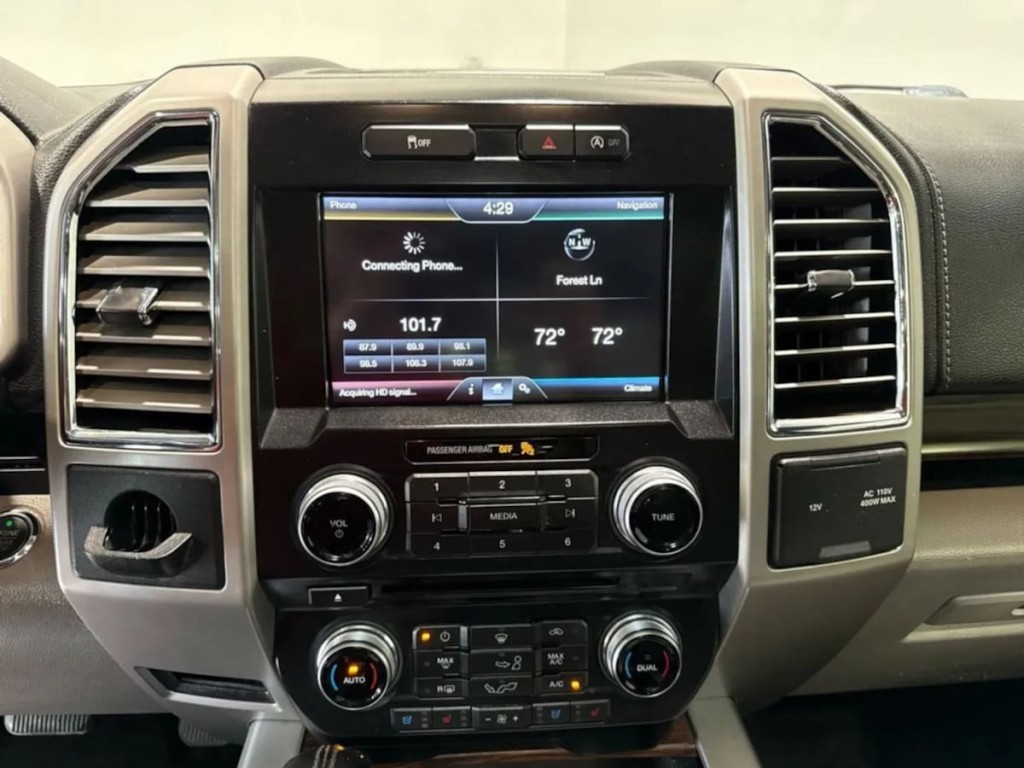 2015 Ford F-150 Image 19