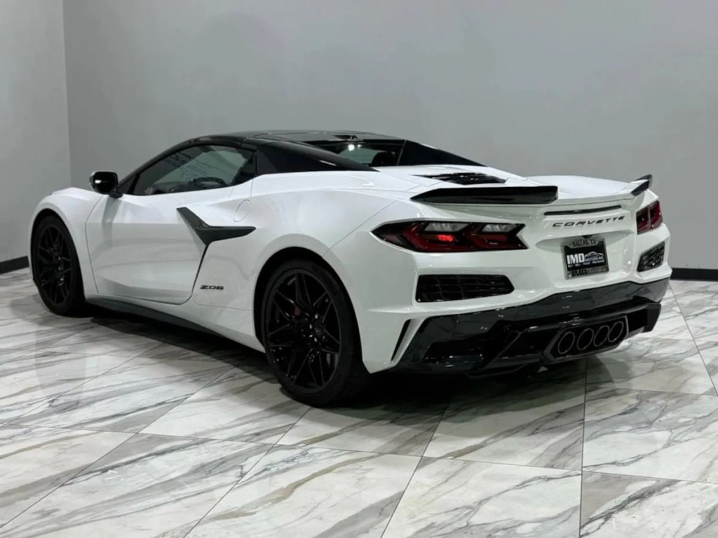 2025 Chevrolet Corvette Image 8