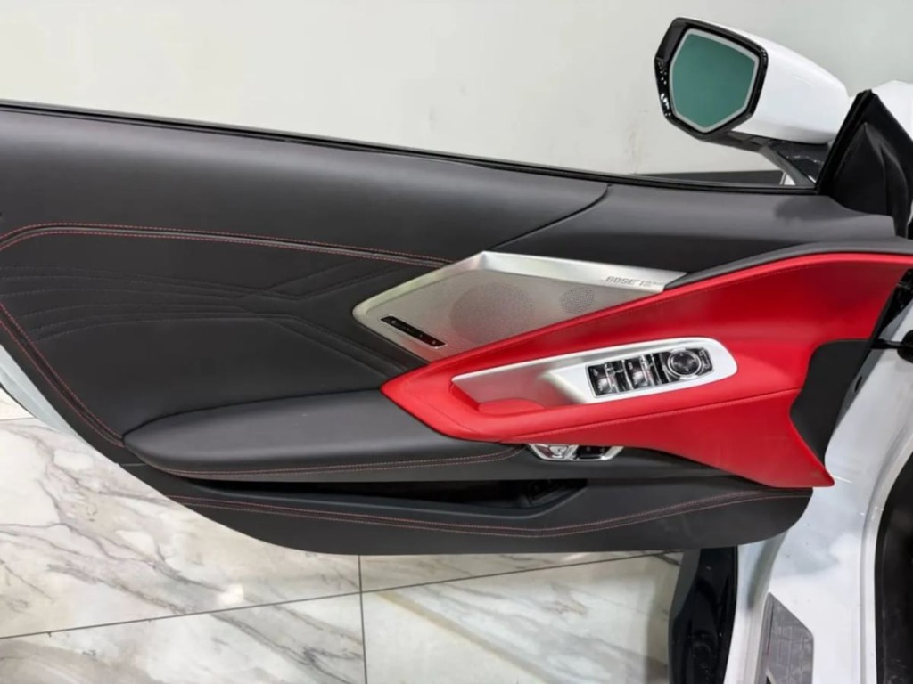 2025 Chevrolet Corvette Image 16