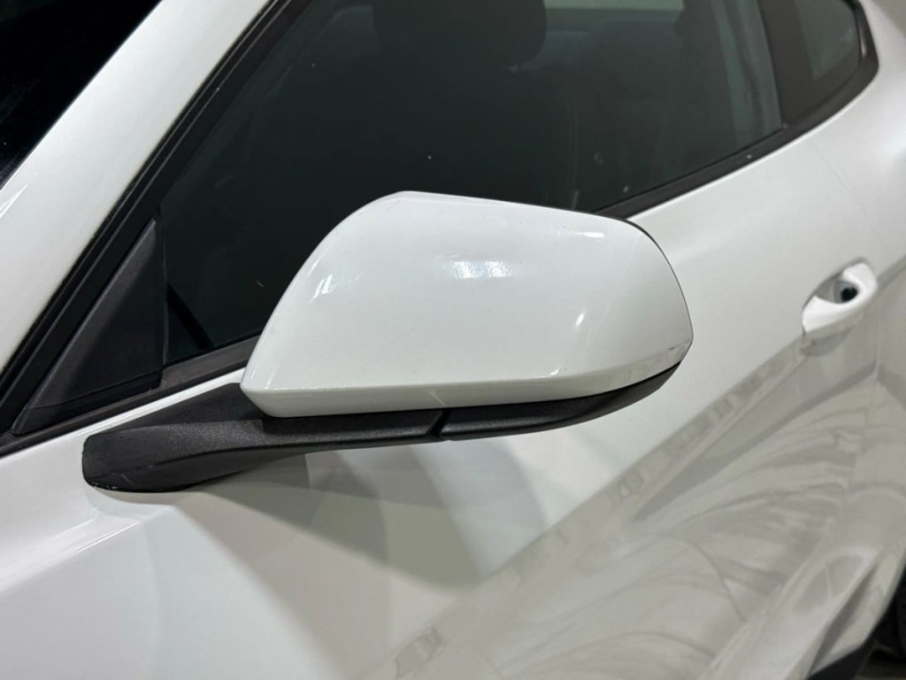 2022 Ford Mustang Image 7