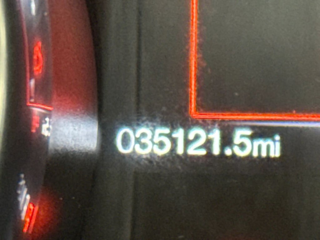 2022 Ford Mustang Image 13