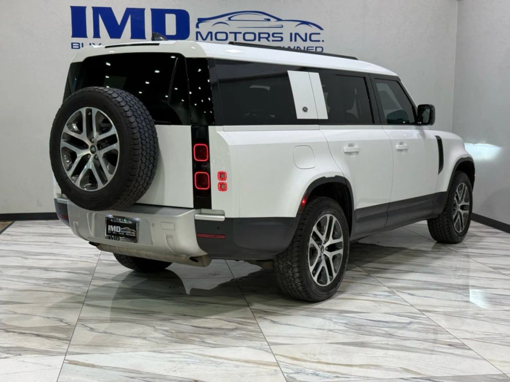 2024 Land Rover Defender Image 6