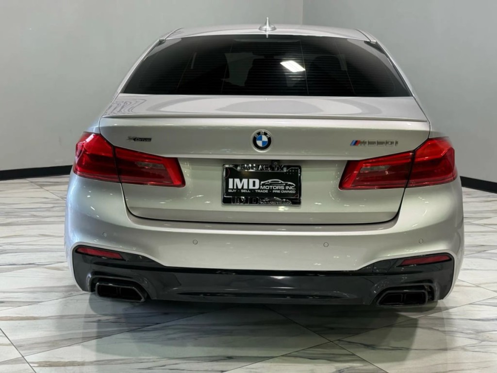 2020 BMW 5 Series Image 6