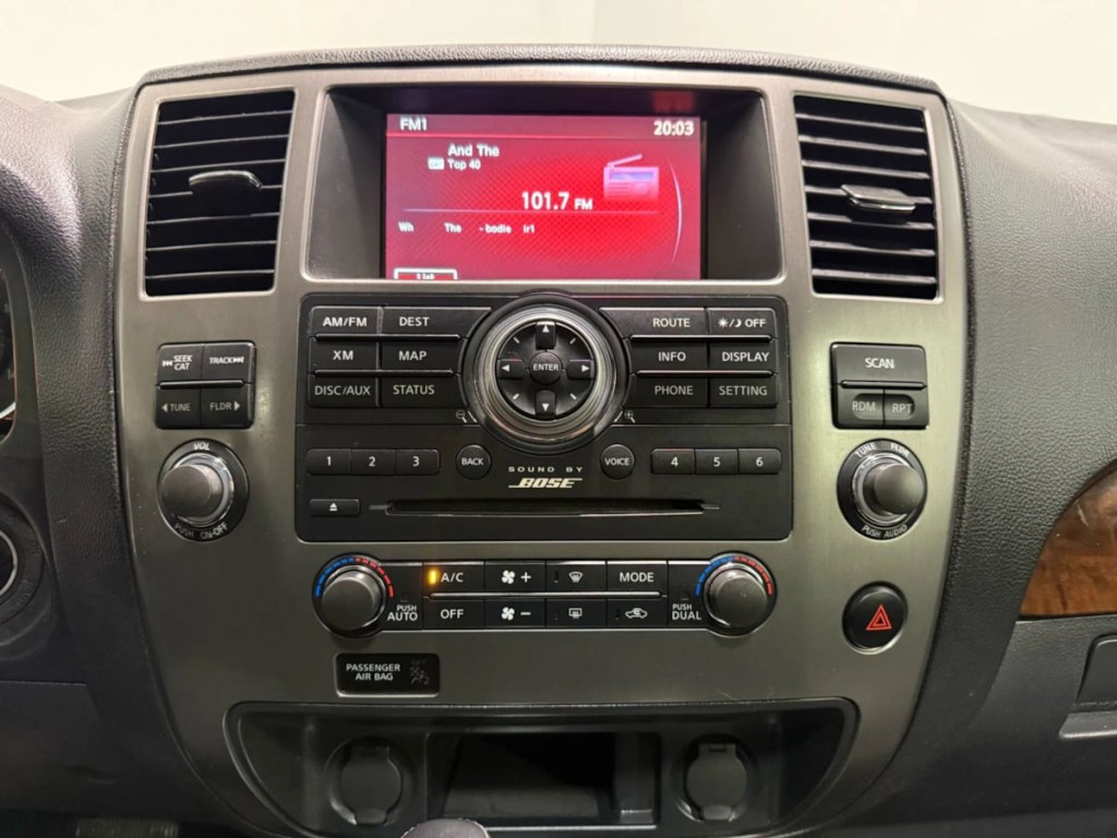 2015 Nissan Armada Image 11