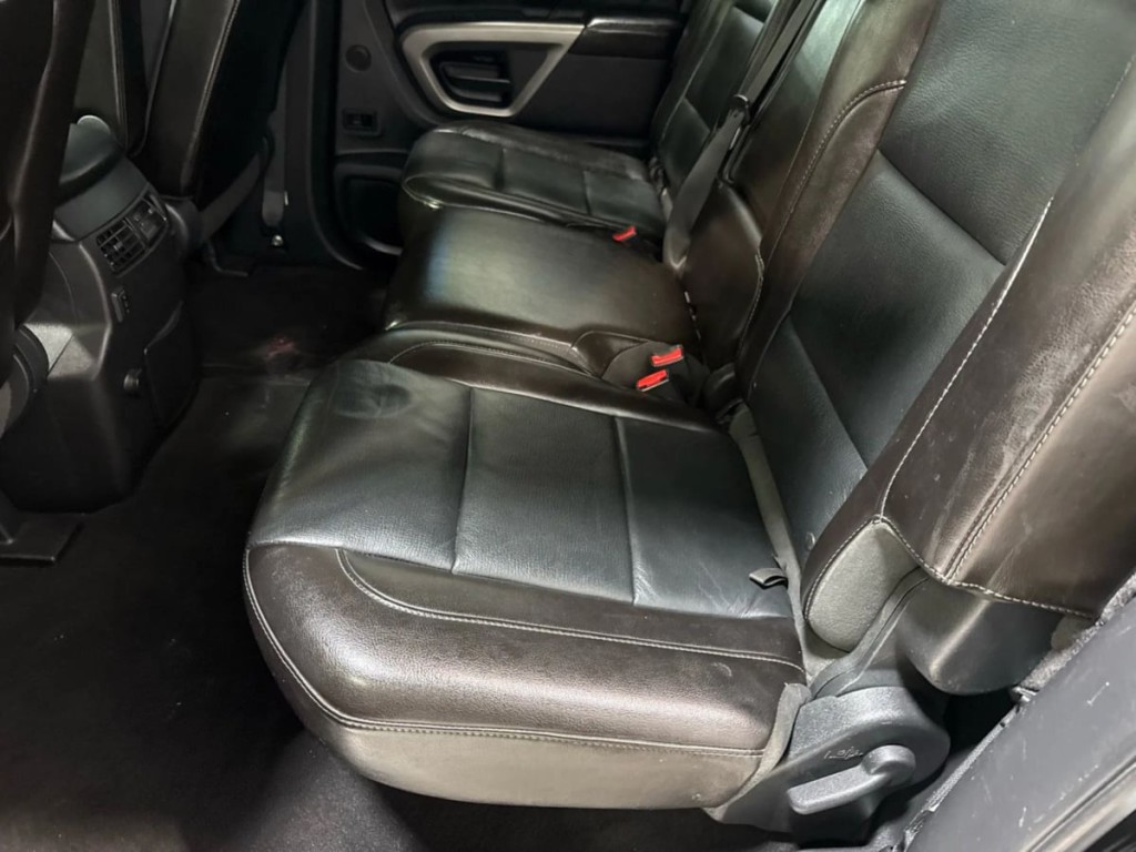 2015 Nissan Armada Image 15