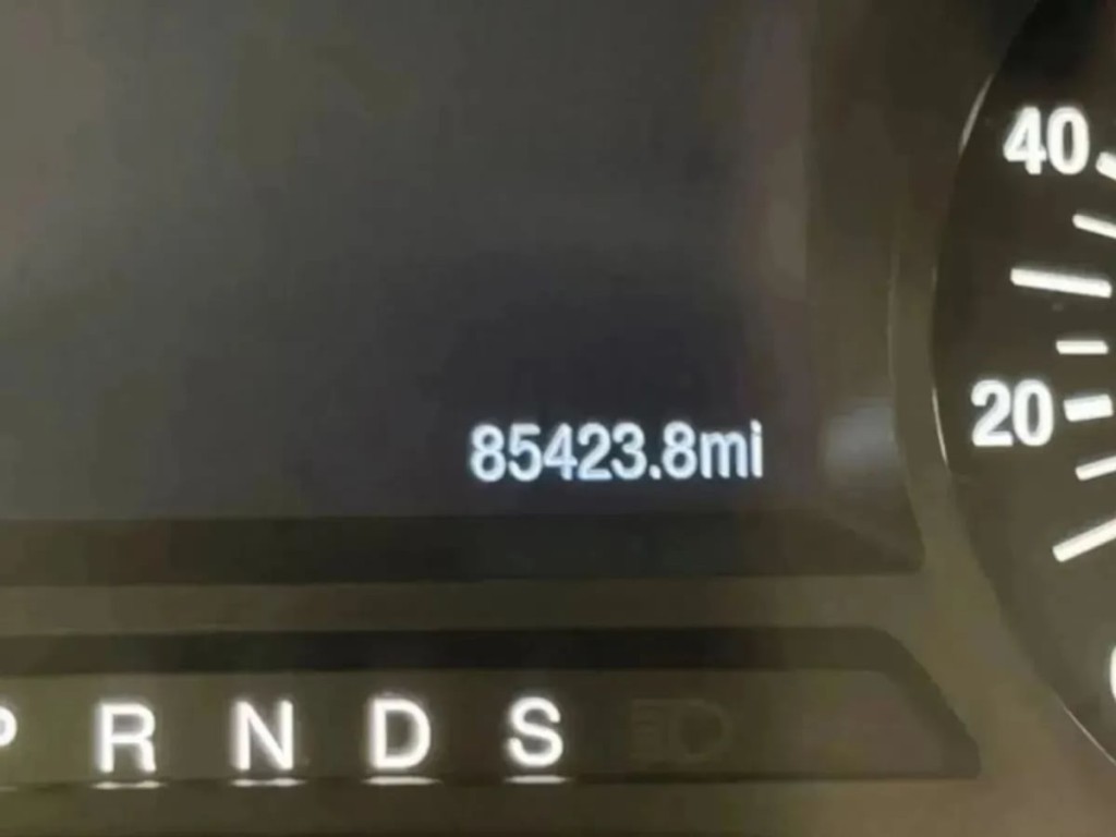 2019 Ford Edge Image 38
