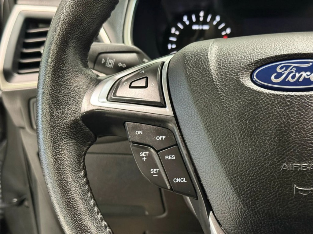 2019 Ford Edge Image 64