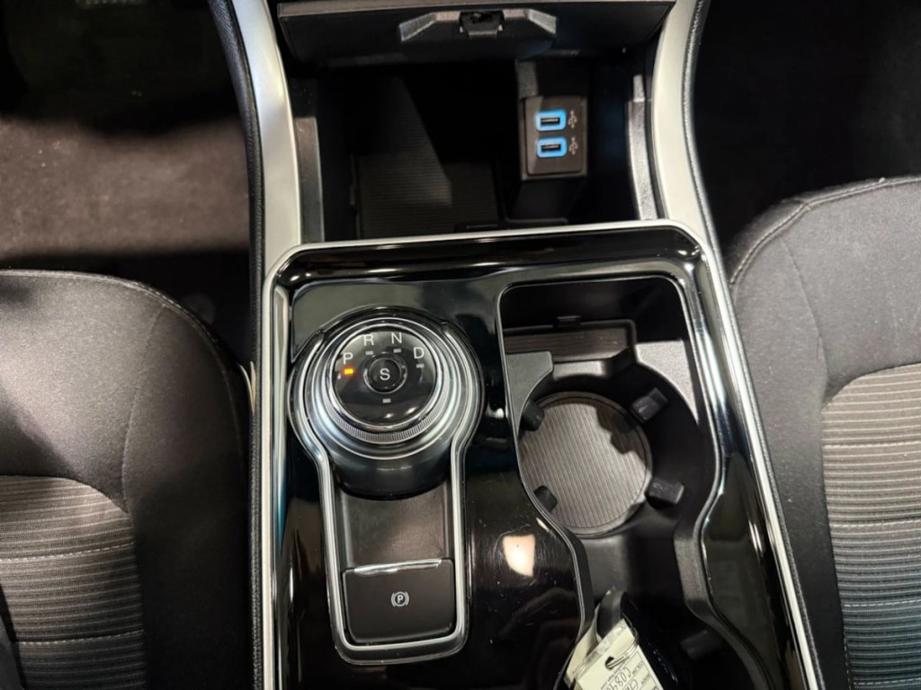 2019 Ford Edge Image 70