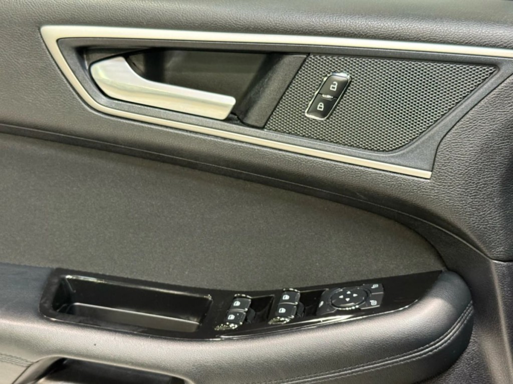 2019 Ford Edge Image 72