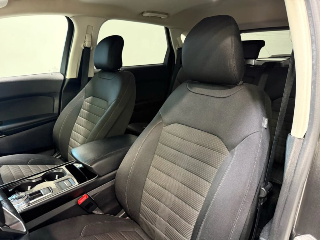 2019 Ford Edge Image 73