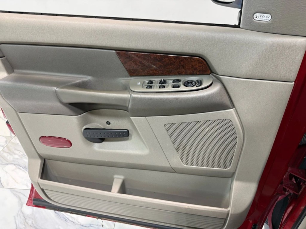 2008 Dodge Ram 1500 Image 10