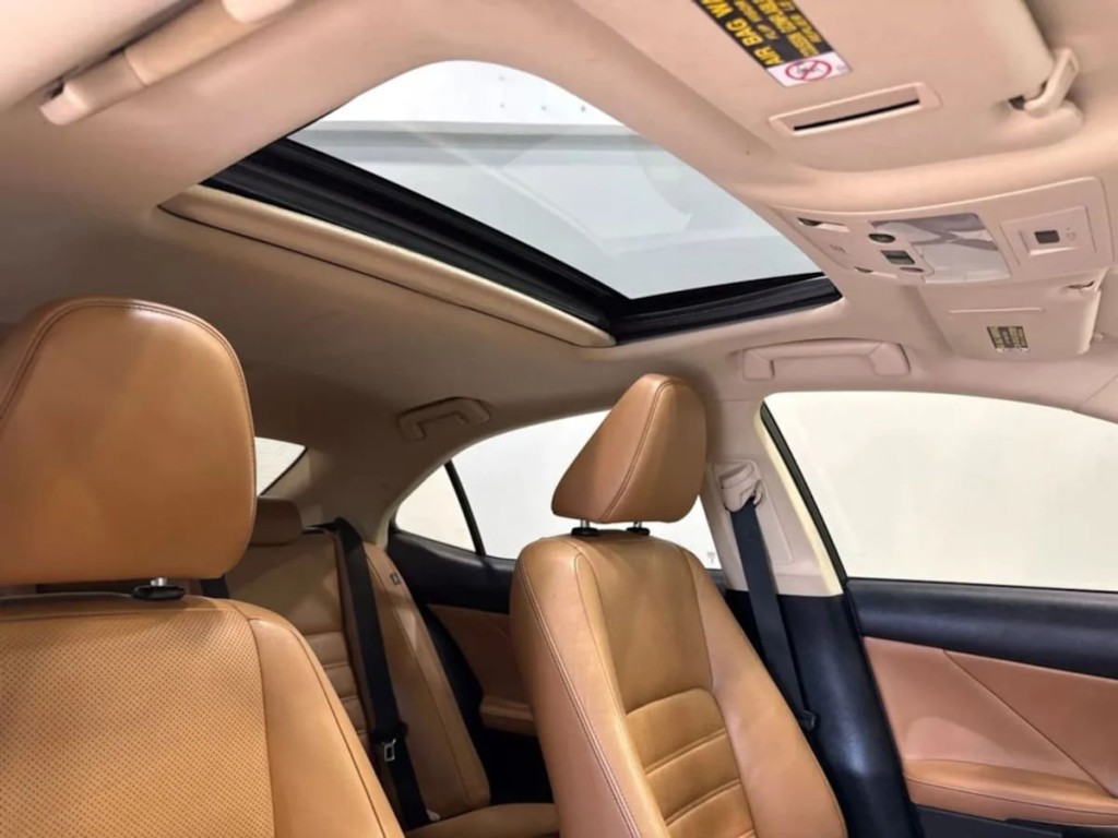 2014 Lexus IS 250 Image 29