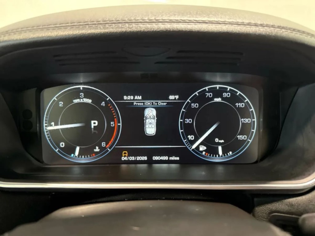 2016 Land Rover Range Rover Image 18