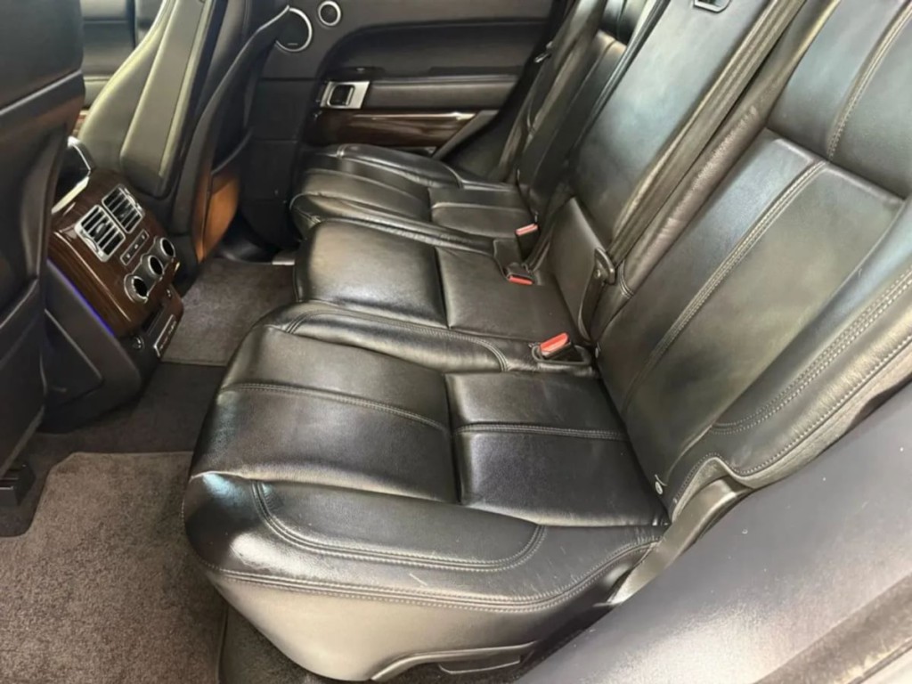 2016 Land Rover Range Rover Image 26