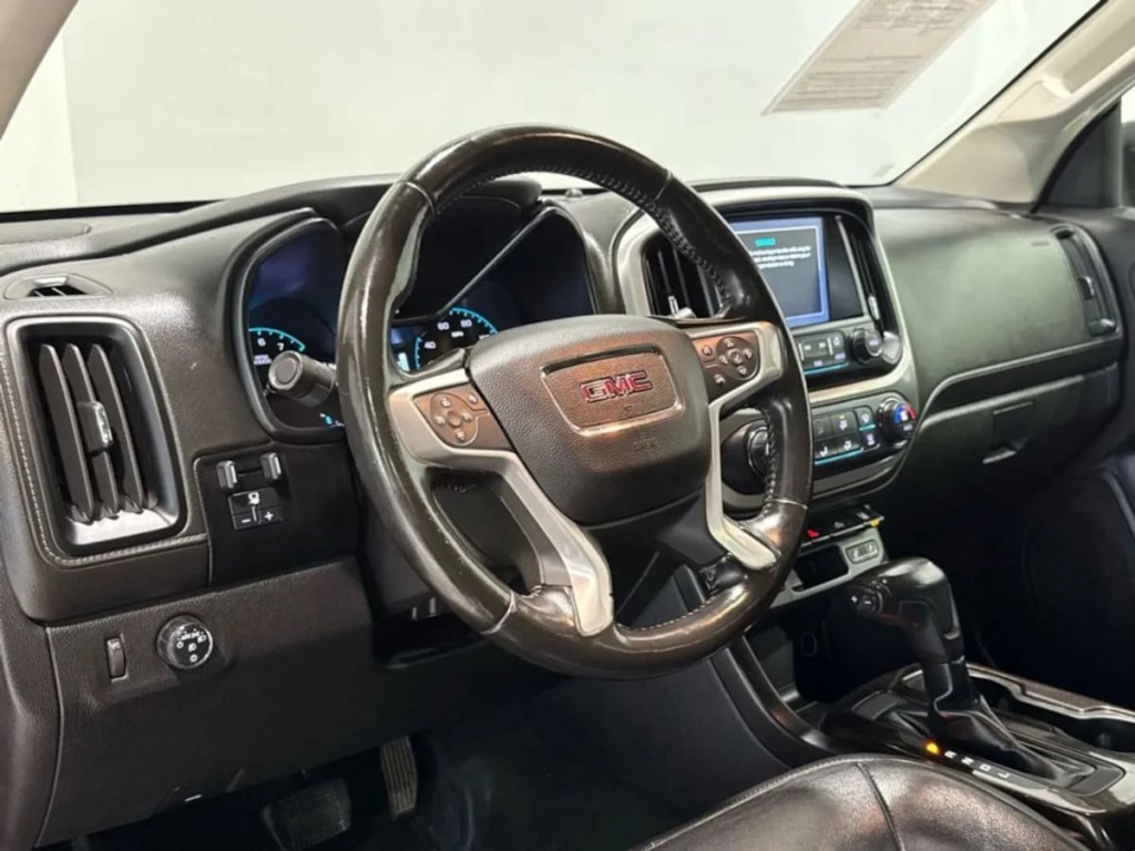 2017 GMC Canyon Image 12