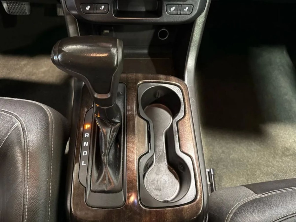 2017 GMC Canyon Image 19