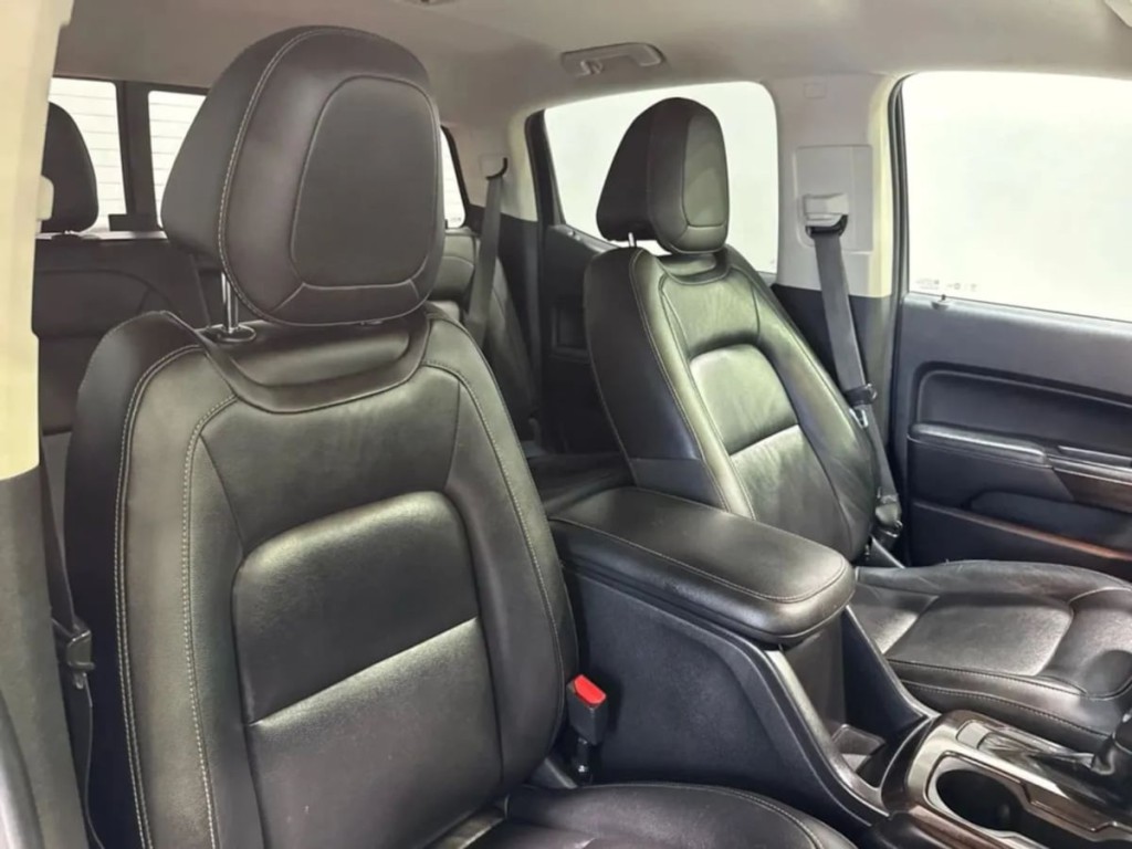 2017 GMC Canyon Image 24