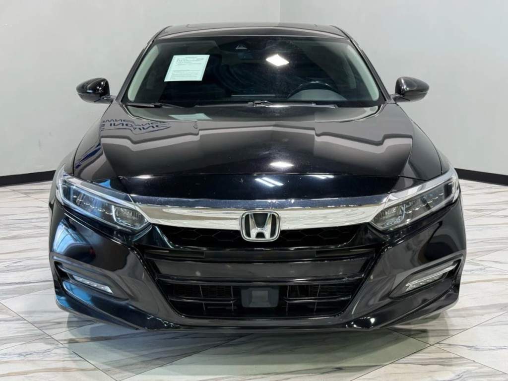 2019 Honda Accord Image 3