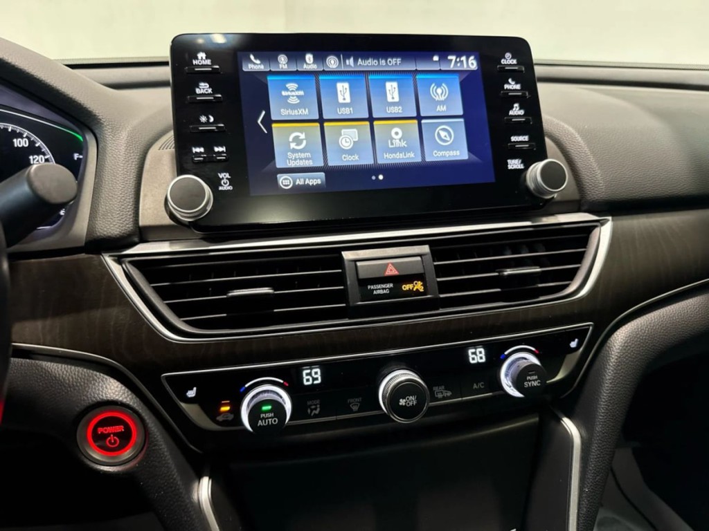 2019 Honda Accord Image 18