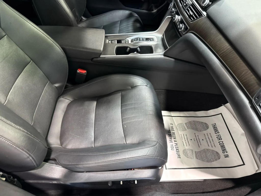 2019 Honda Accord Image 26