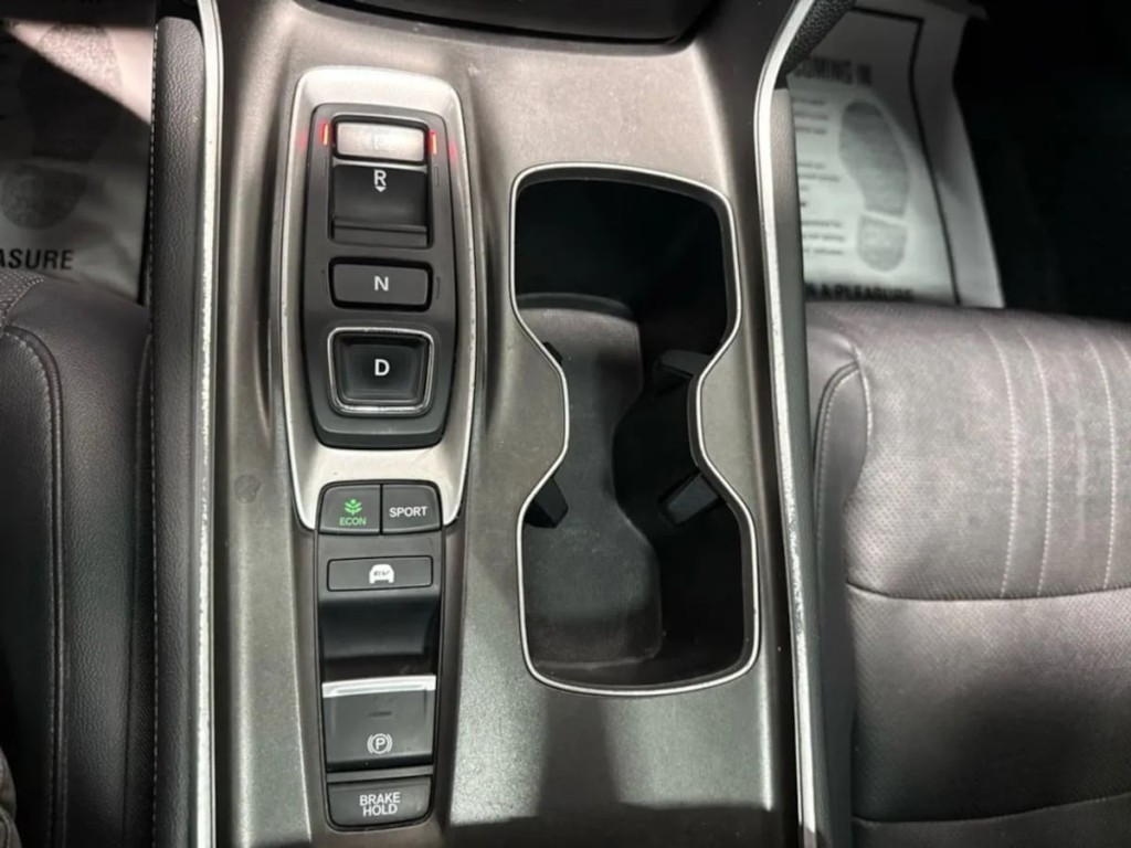 2019 Honda Accord Image 20