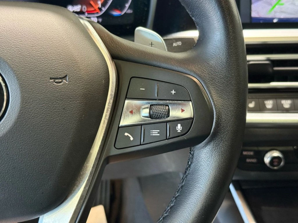 2021 BMW 3 Series Image 17