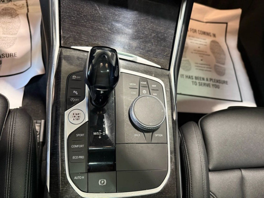 2021 BMW 3 Series Image 22