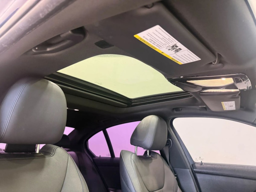 2021 BMW 3 Series Image 29