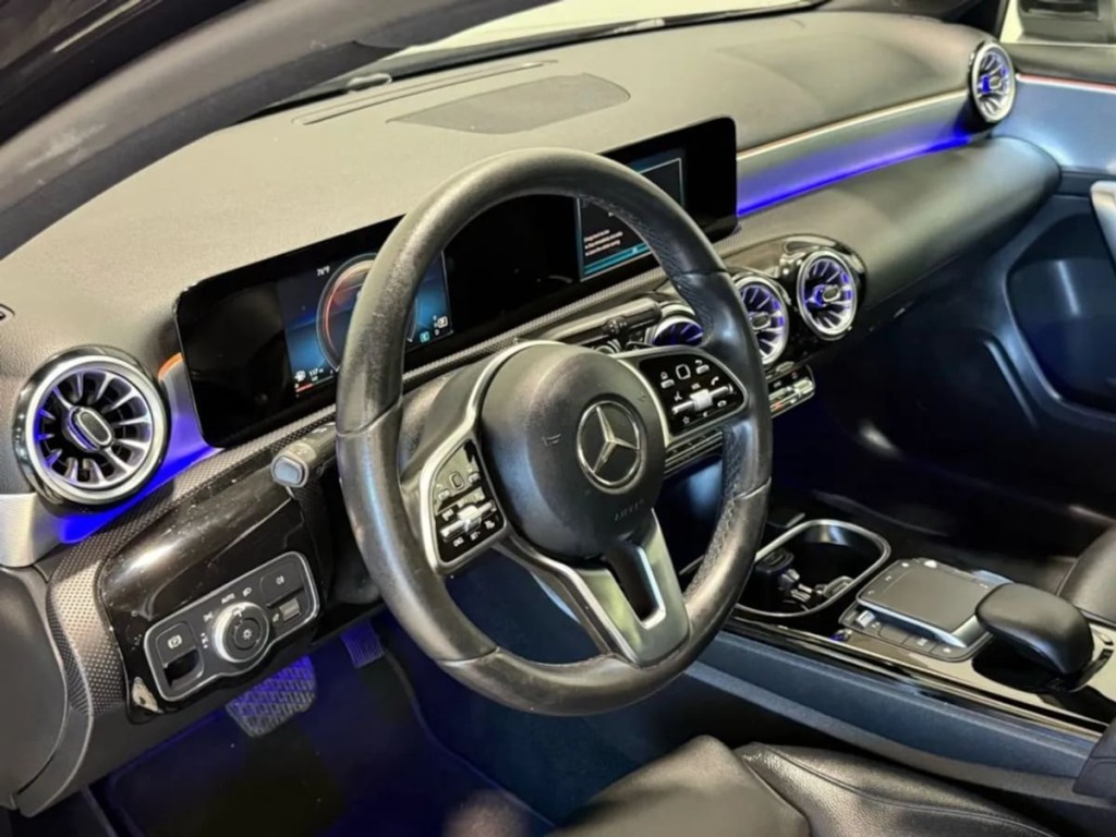 2022 Mercedes-Benz A 220 Image 13