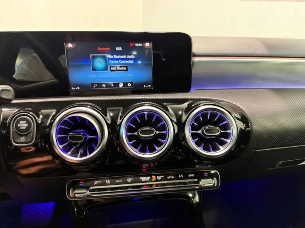 2022 Mercedes-Benz A 220 Image 19