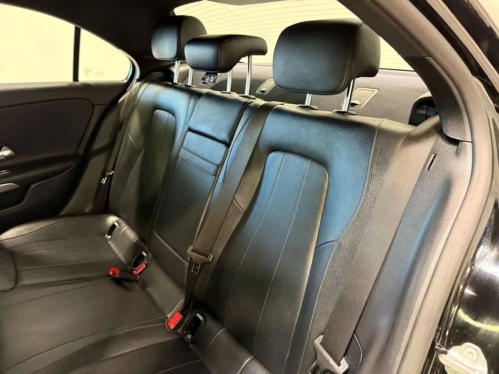 2022 Mercedes-Benz A 220 Image 24