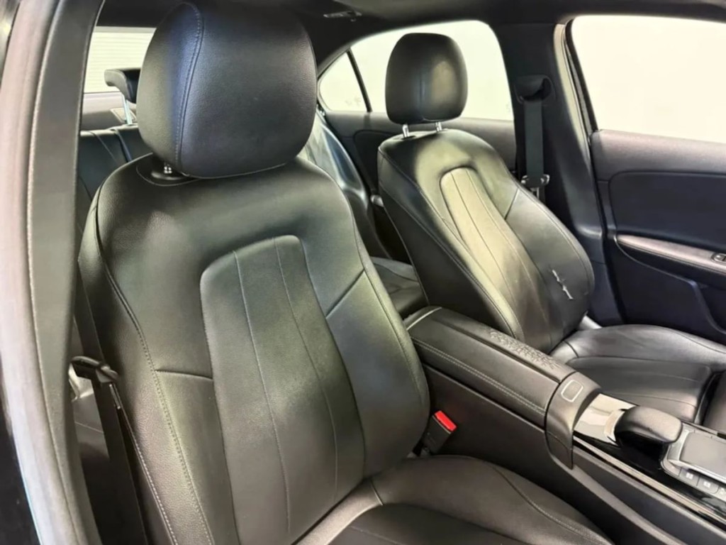 2022 Mercedes-Benz A 220 Image 27