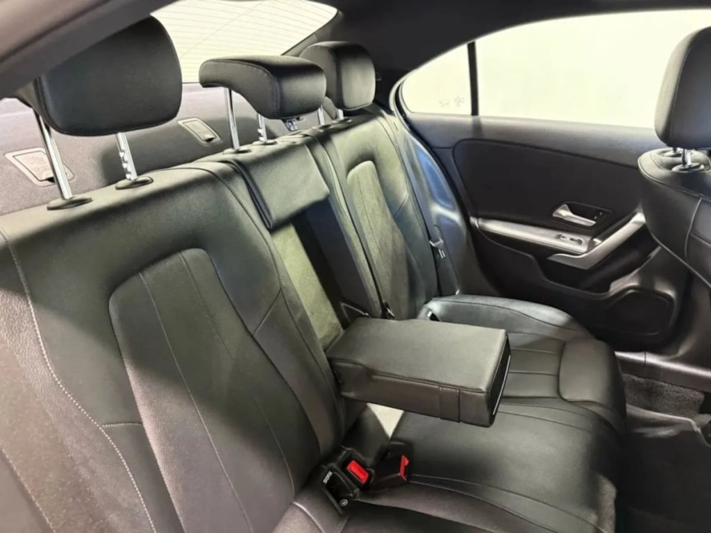 2022 Mercedes-Benz A 220 Image 29