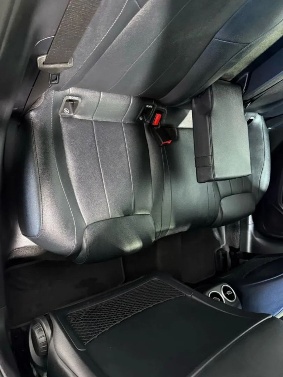 2022 Mercedes-Benz A 220 Image 30