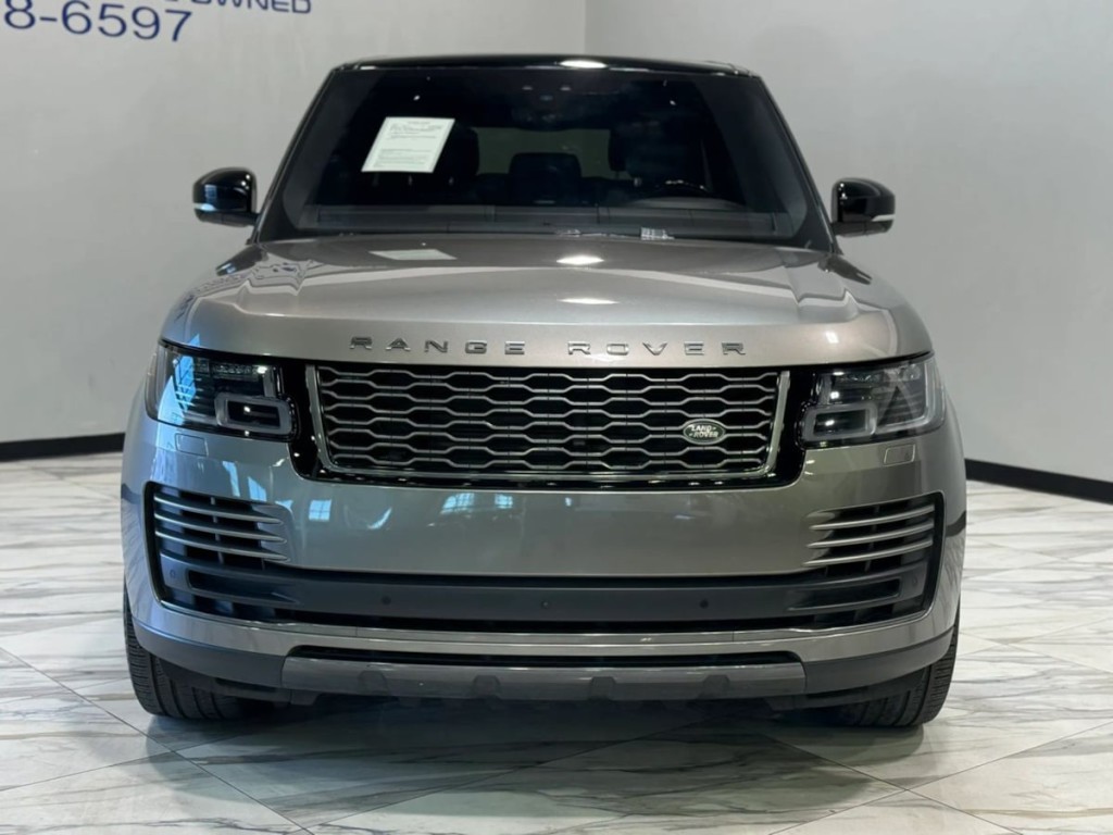 2020 Land Rover Range Rover Image 3