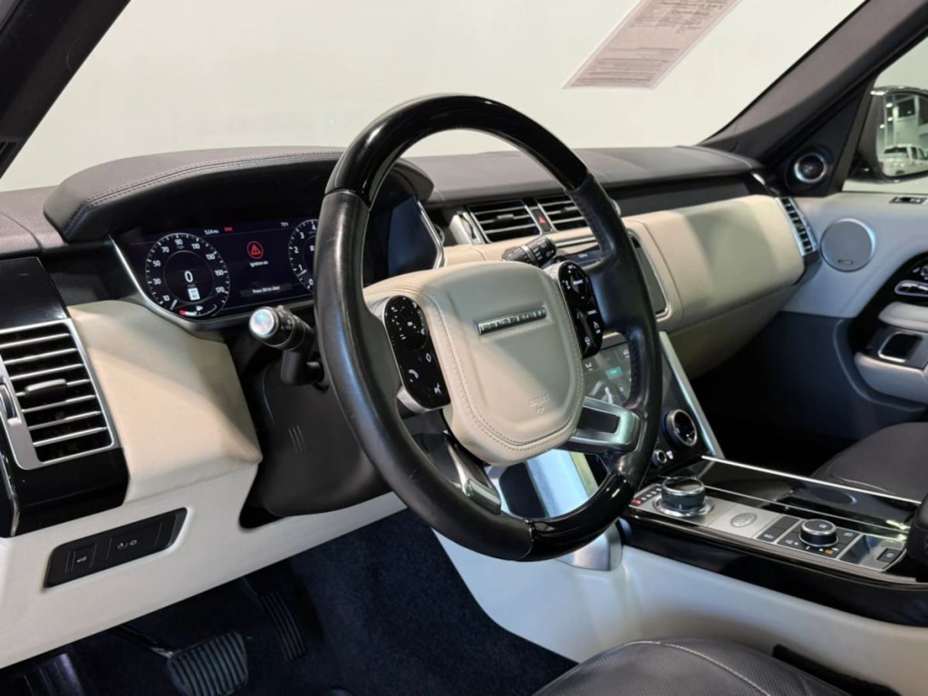 2020 Land Rover Range Rover Image 14