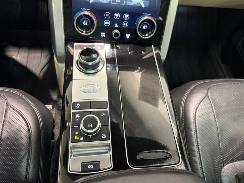 2020 Land Rover Range Rover Image 22