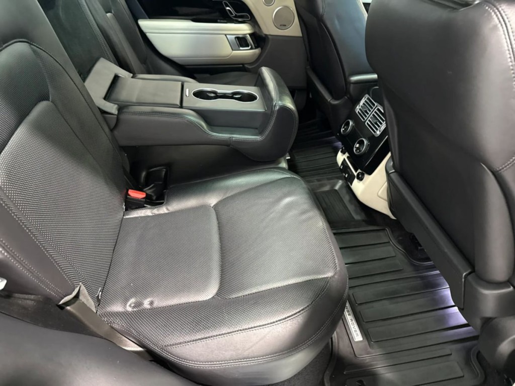 2020 Land Rover Range Rover Image 31