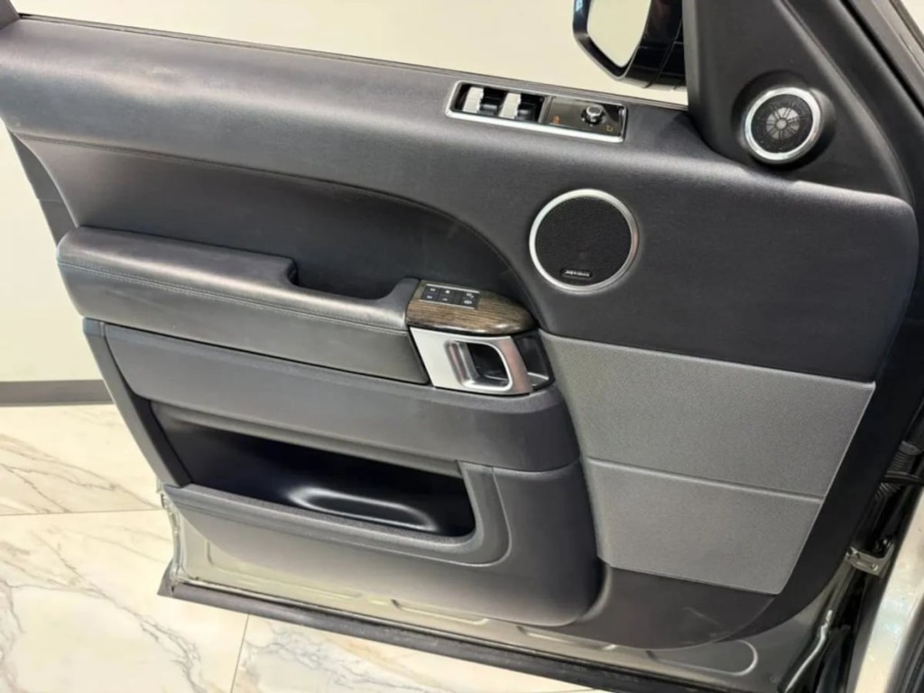 2018 Land Rover Range Rover Sport Image 10