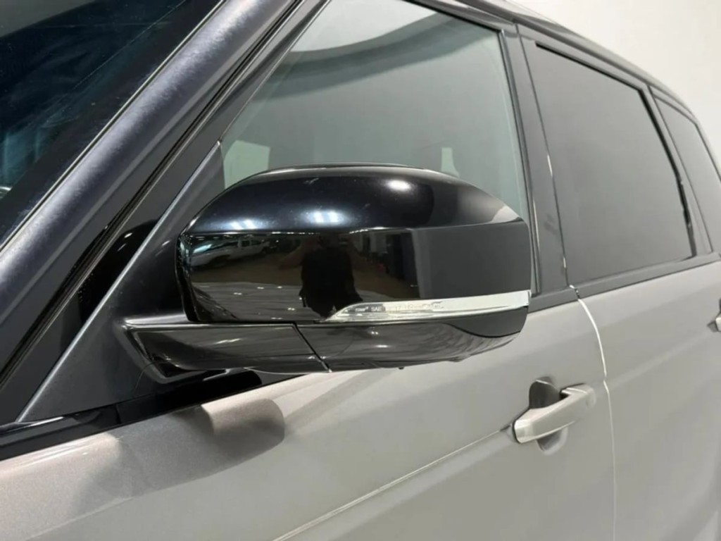 2018 Land Rover Range Rover Sport Image 13