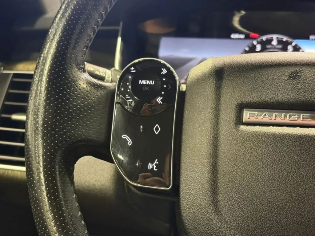 2018 Land Rover Range Rover Sport Image 16