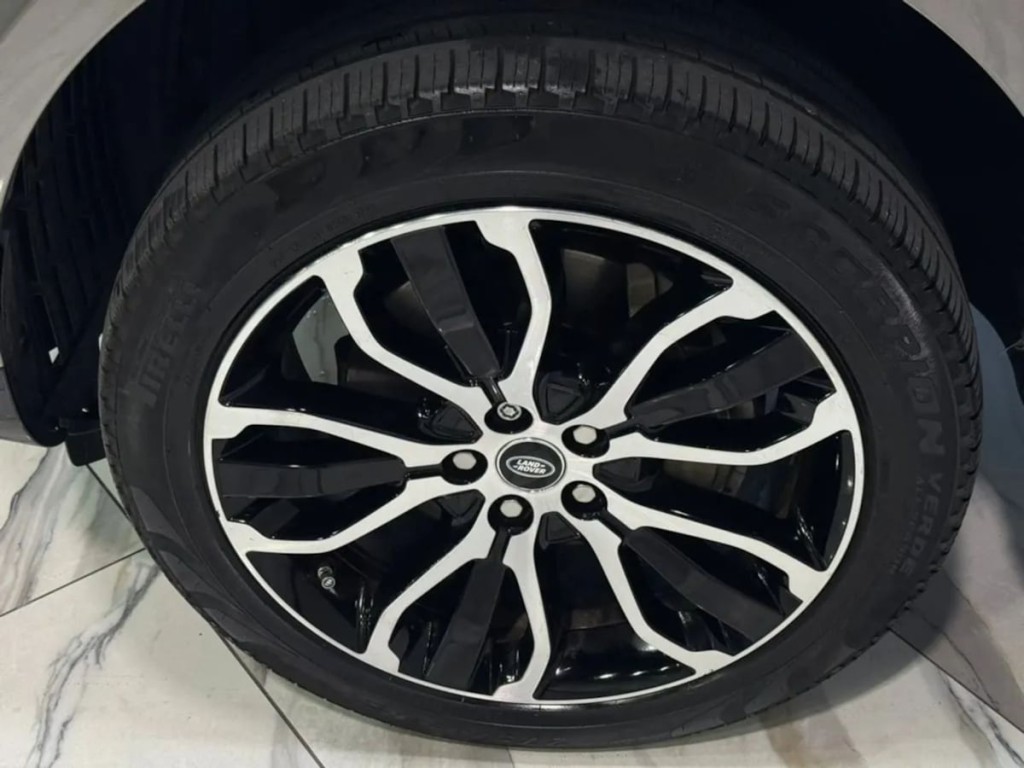 2018 Land Rover Range Rover Sport Image 31